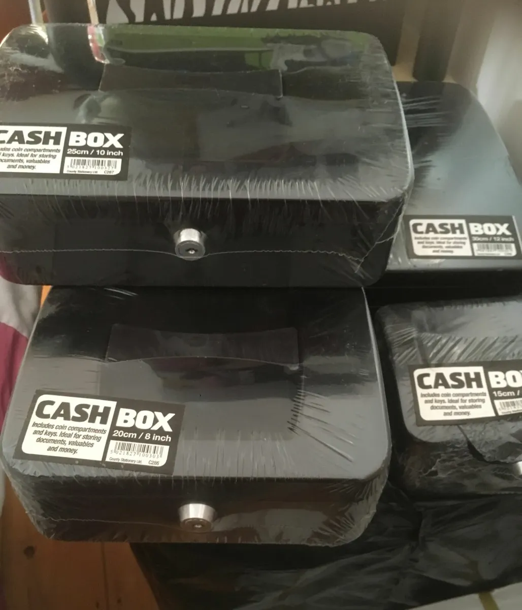 NEW SEALED Set of 4 Cash Boxes with Keys - Image 1