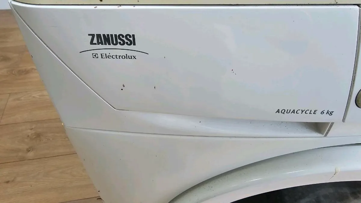 Washing machine - Image 2