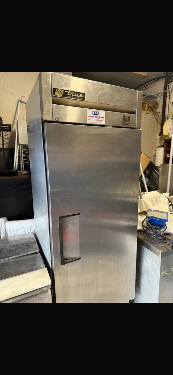 Commercial fridges - Image 2