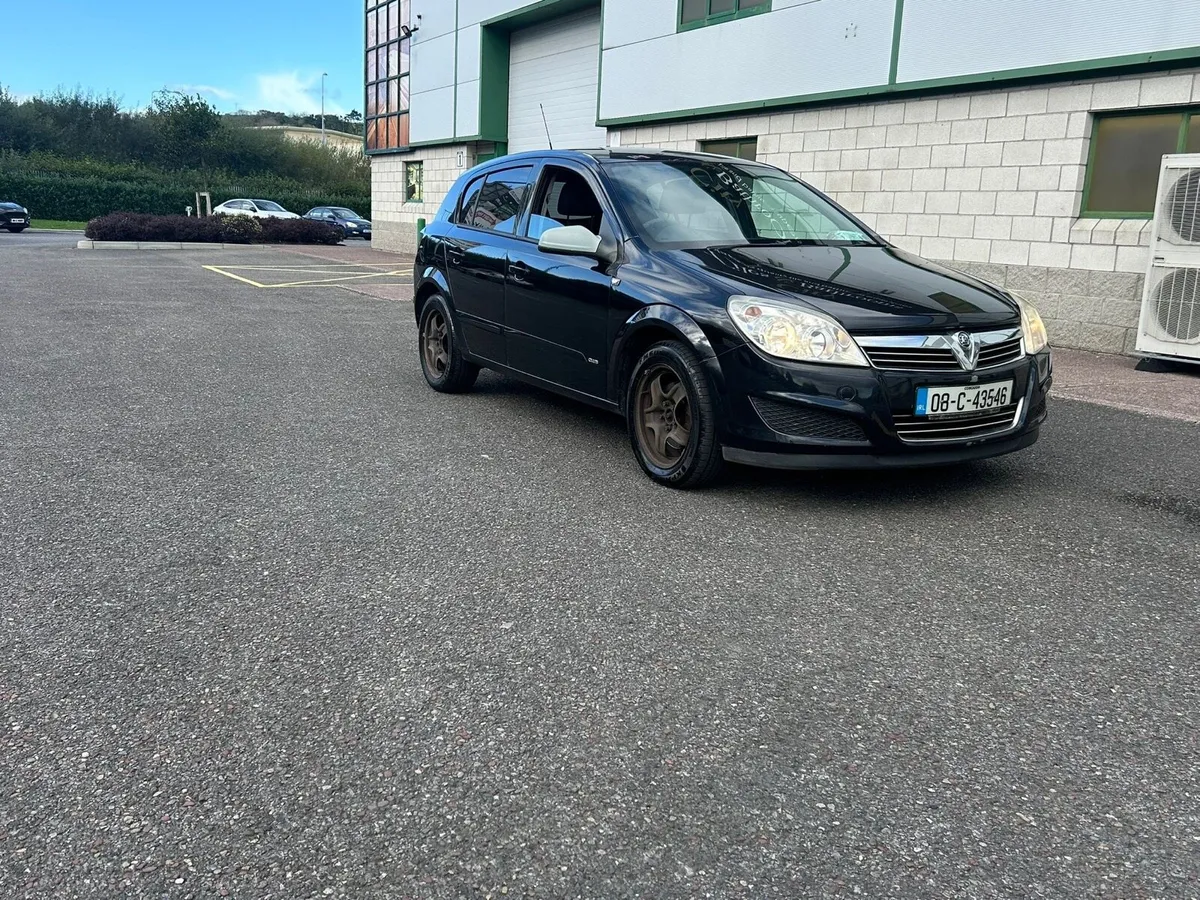 2008 Astra petrol - Image 1