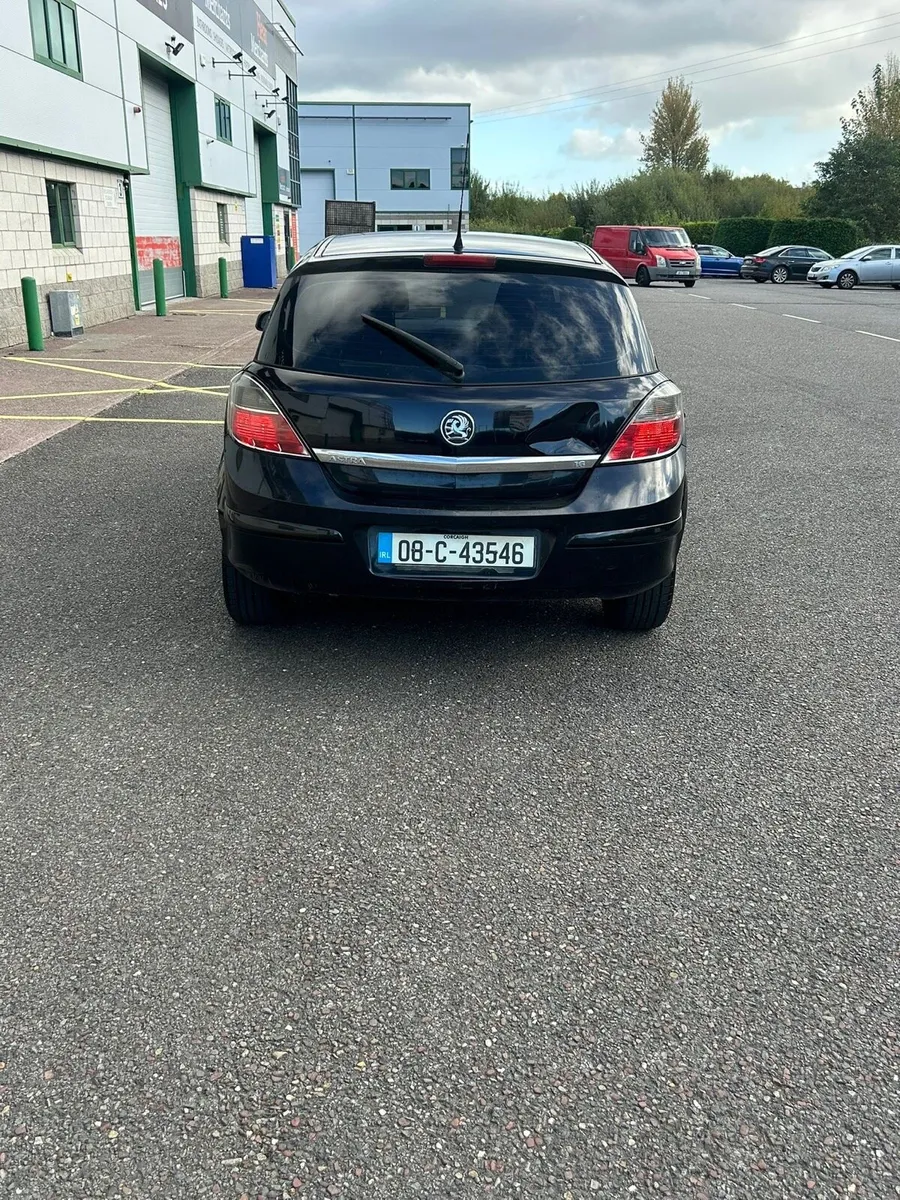 2008 Astra petrol - Image 4