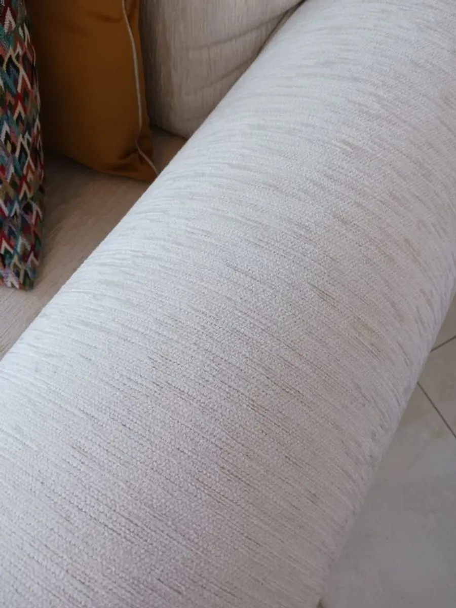 Cream Three seater sofa and Single Chair Perfect Condition - Image 3