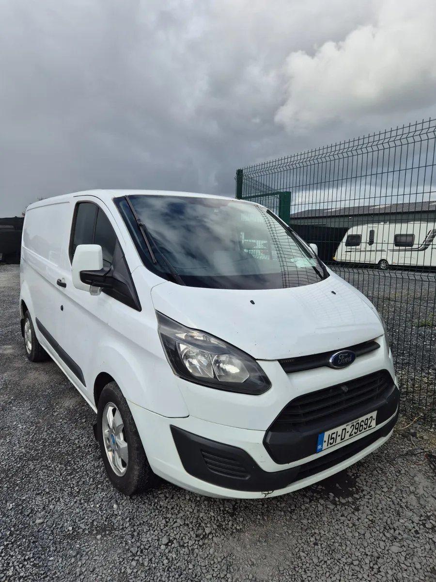 2015 ford costom 2.2 needs work - Image 1