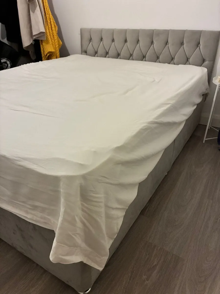 Double bed - Image 3