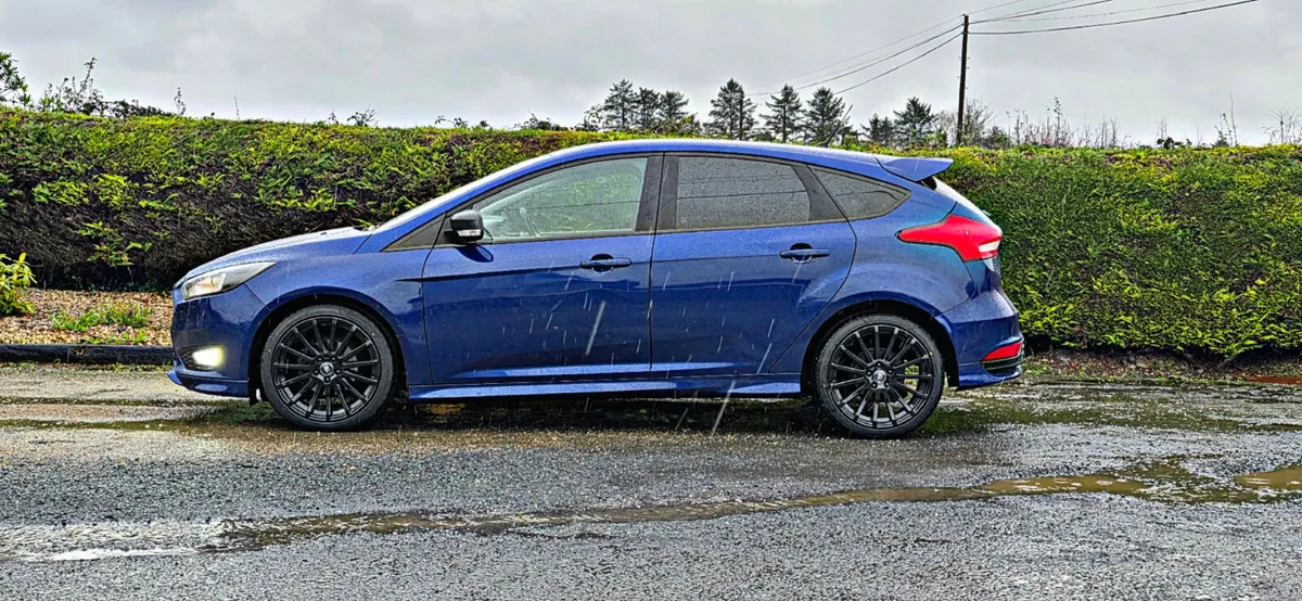Ford Focus Zetec S /St Line 152 - Image 2