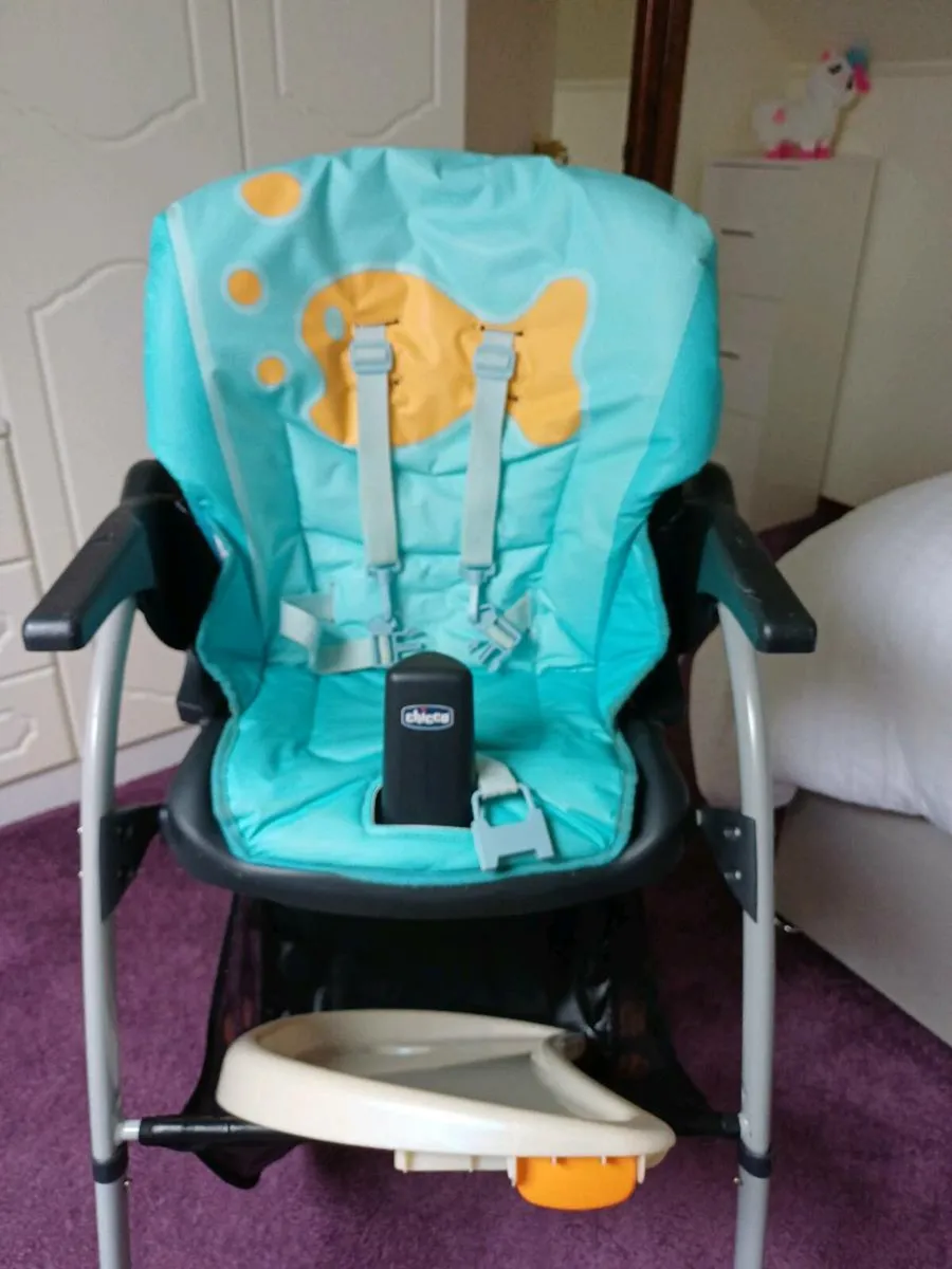 Baby feeding chair and baby seat - Image 1