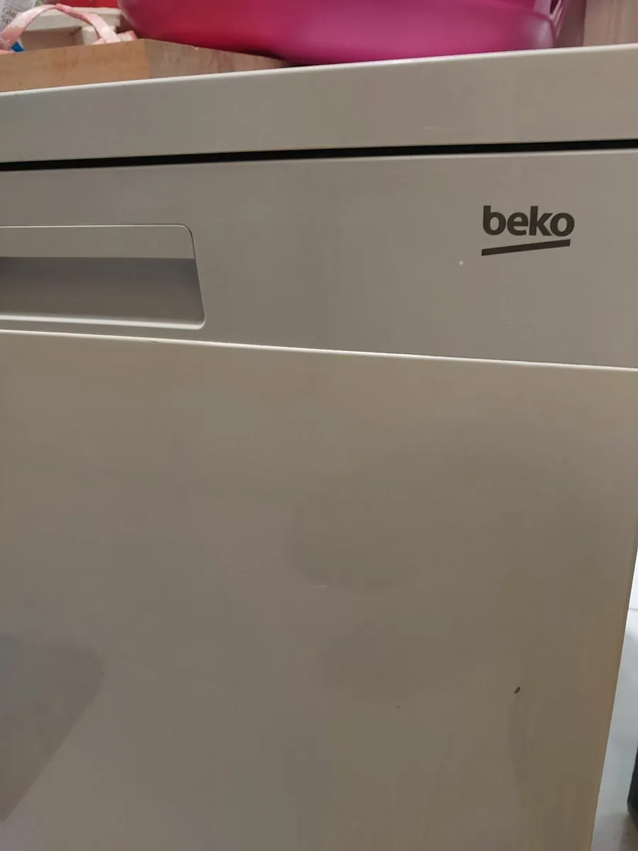 Dishwasher - Image 1