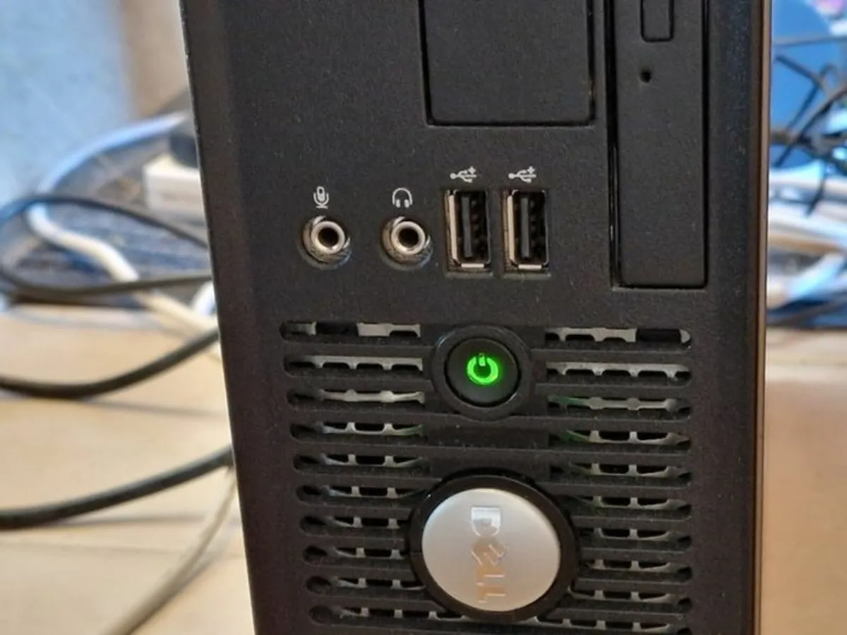 Dell Optiplex 380, 1 Terrabyte HDD, 8GB RAM, Win10 - Image 1