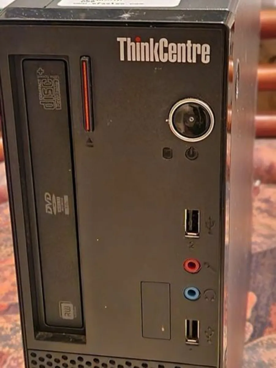 Lenovo ThinkCentre 300GB HDD, 2GB RAM Desktop PC - Image 1