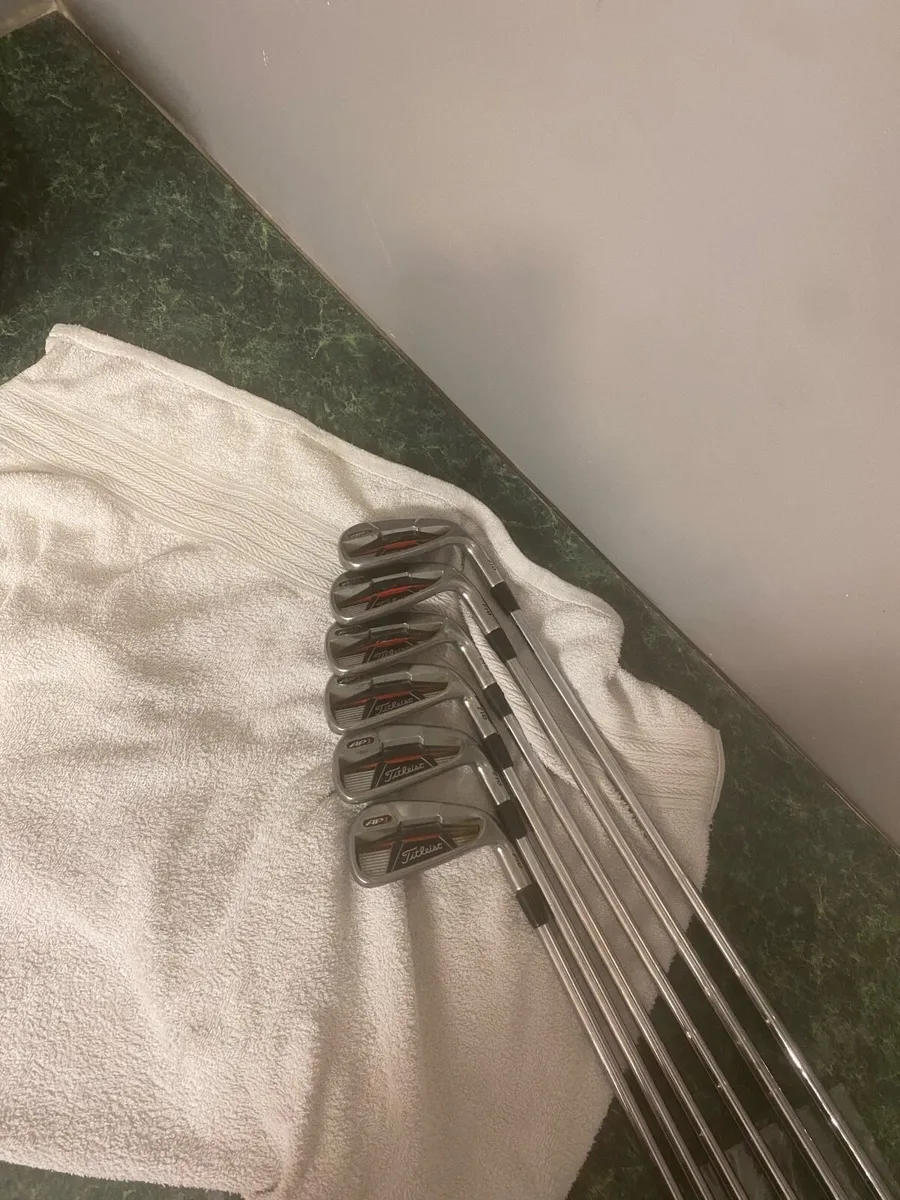 Titleist Ap1 irons 5-p (negotiable price) - Image 1