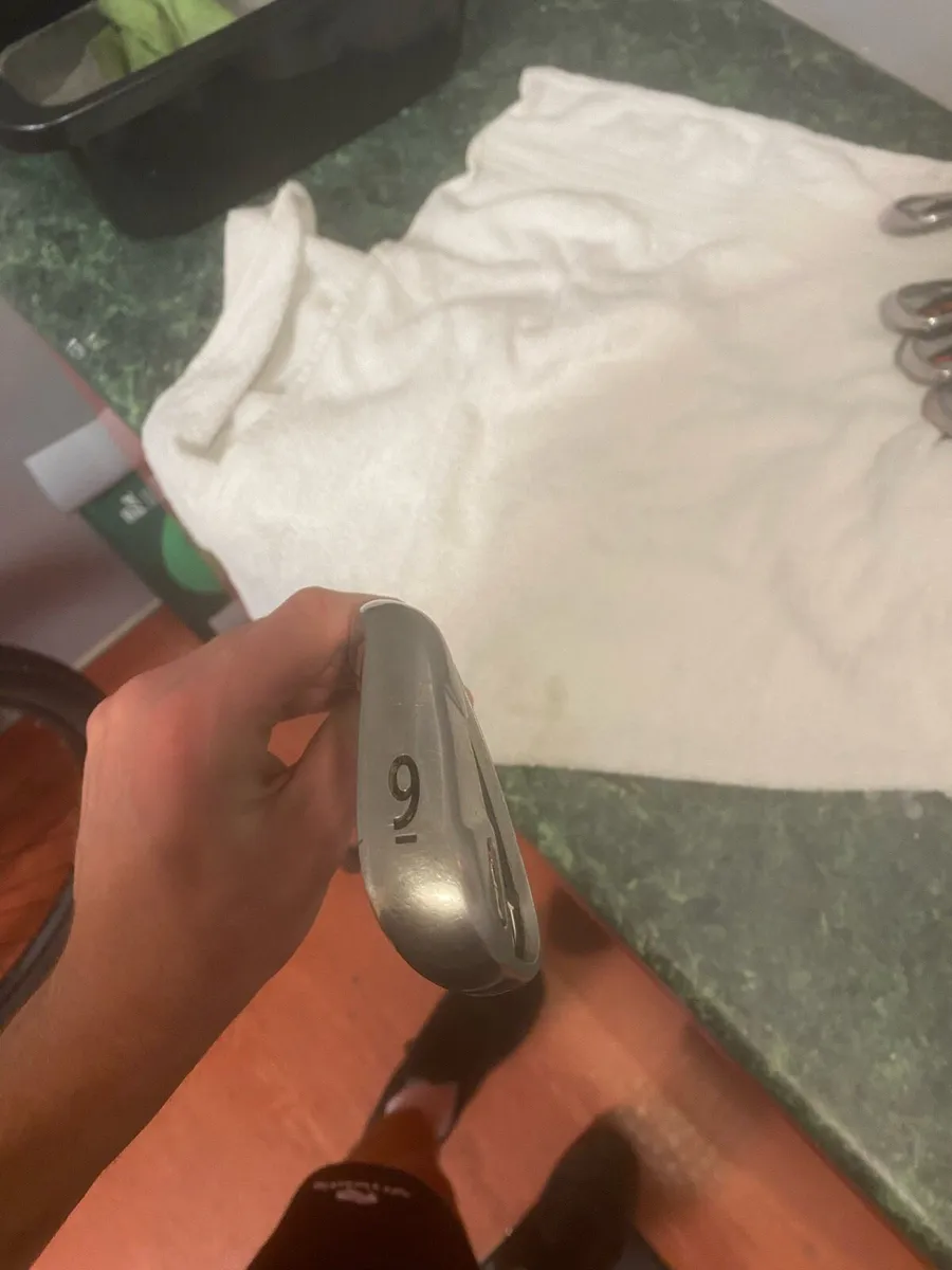 Titleist Ap1 irons 5-p (negotiable price) - Image 2