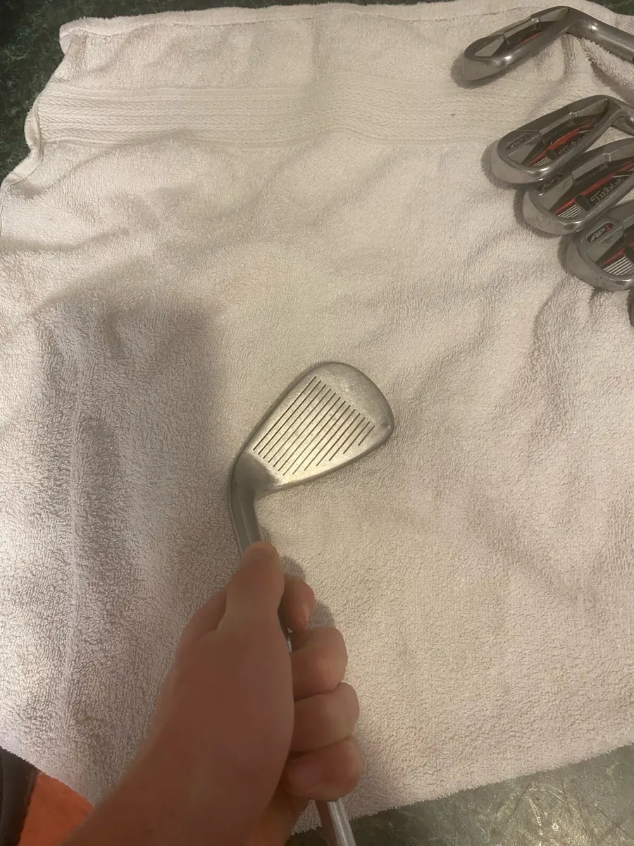 Titleist Ap1 irons 5-p (negotiable price) - Image 3