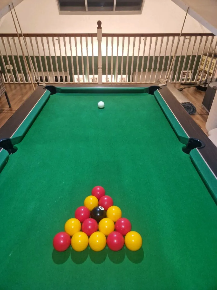 8 ball pool table - Image 1