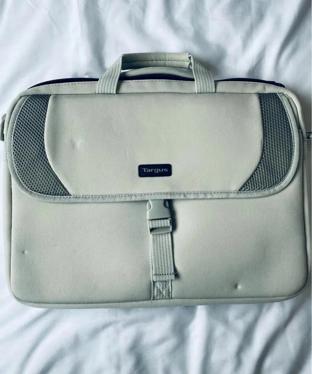 NEW Targus Laptop Bag for 15.6 inch Laptops - Image 1