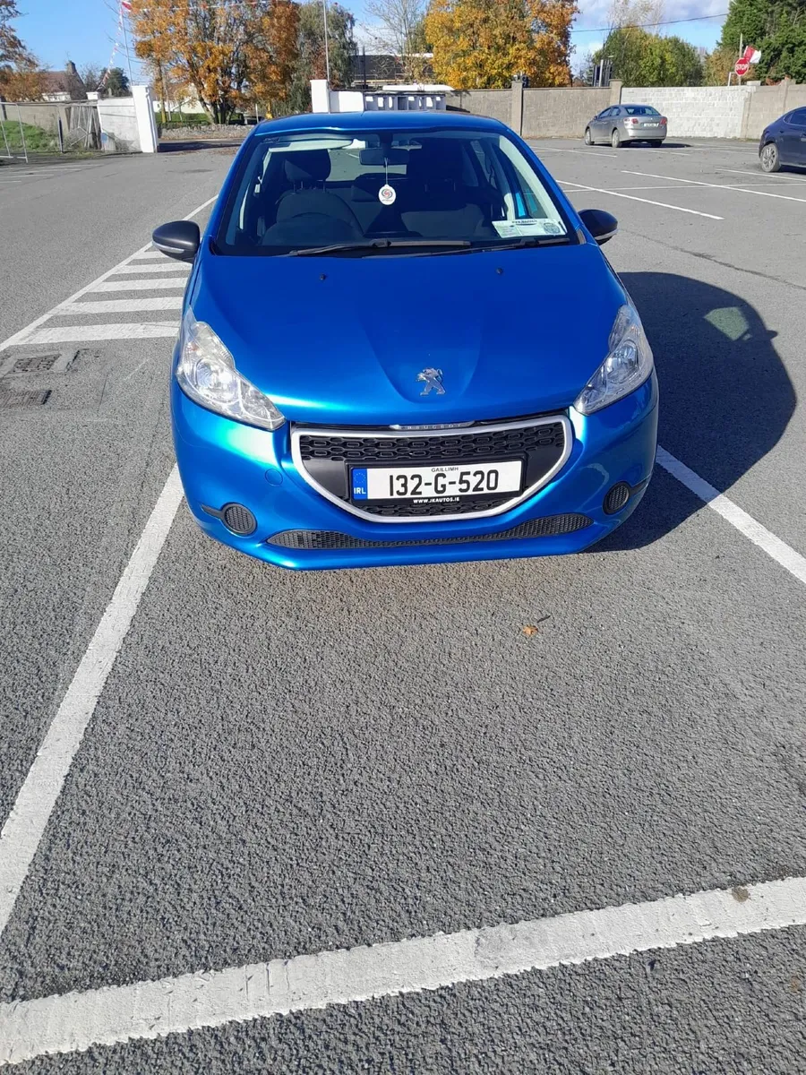 Peugeot 208  2013. 1.0 litre PETROL - Image 3
