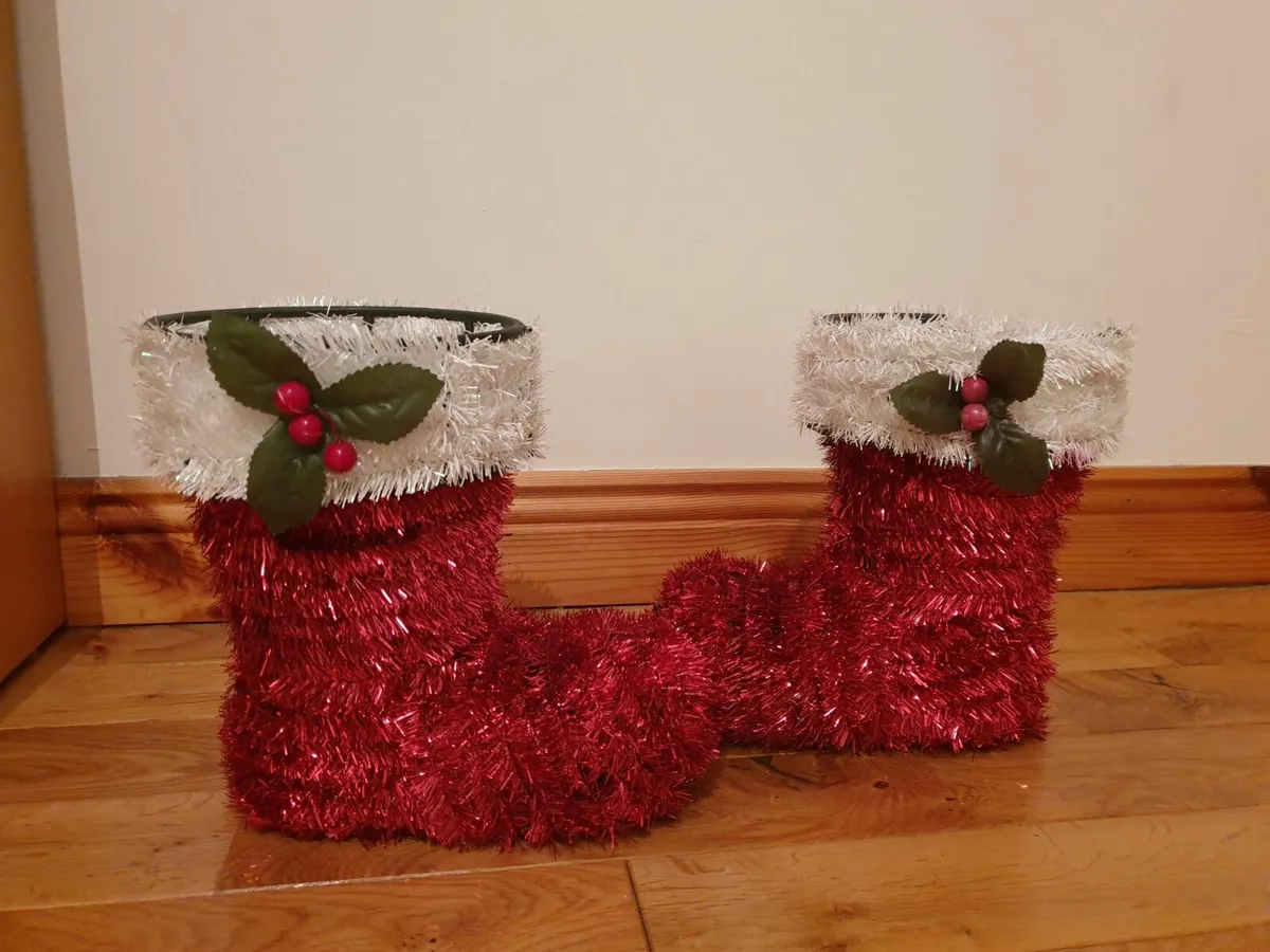 Christmas tinsel santa boots - Image 2