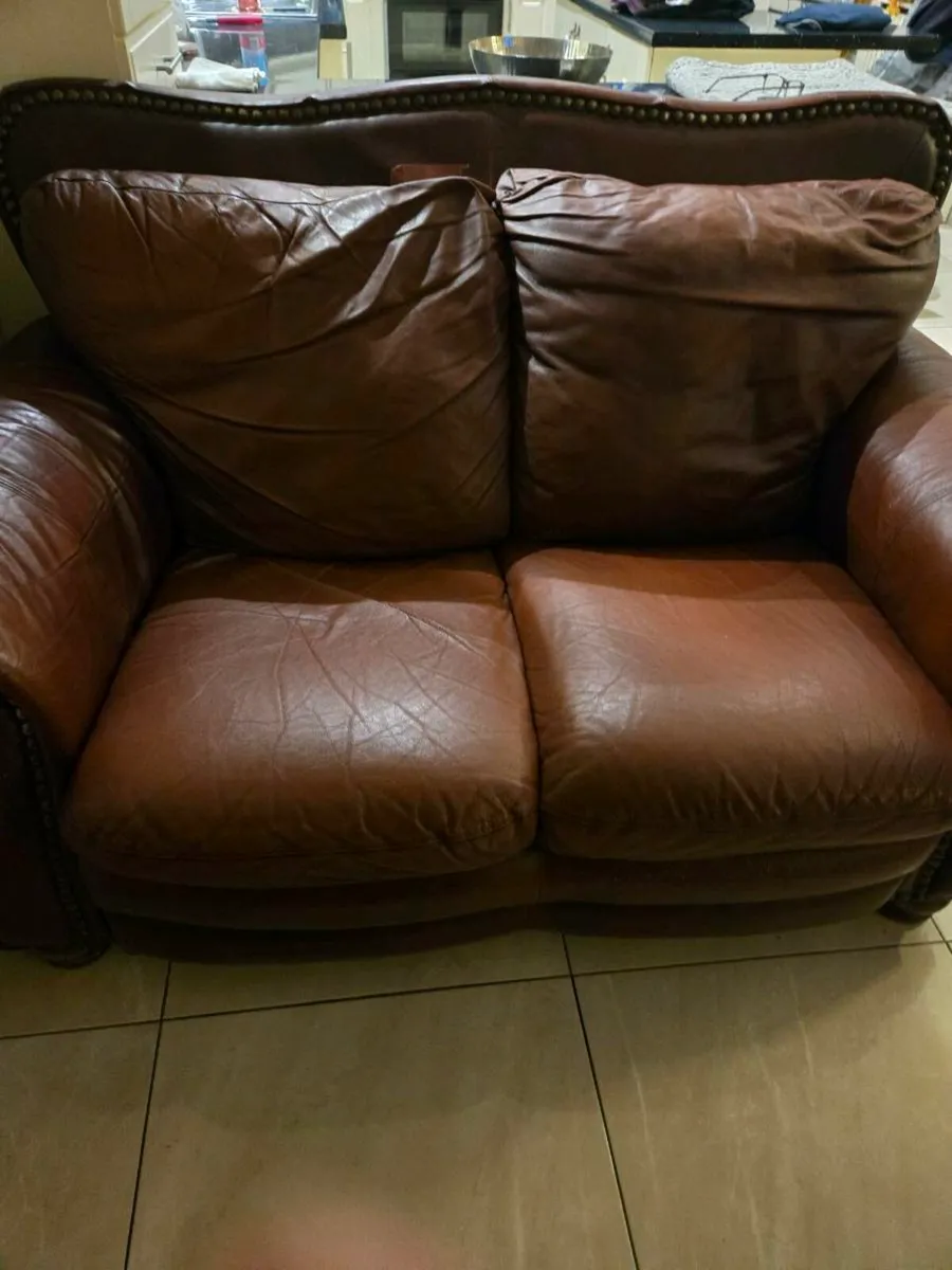 Large 3str and 2str Italian Leather Sofas - Image 3