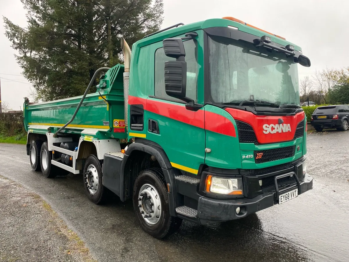 Scania XT tipper low kms - Image 1