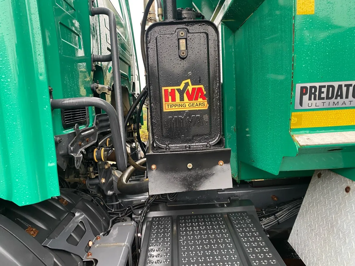 Scania XT tipper low kms - Image 4