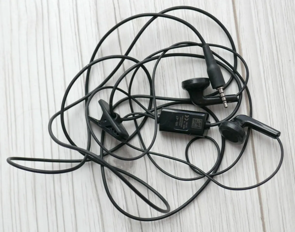 Nokia Headset 2.5mm - Image 1