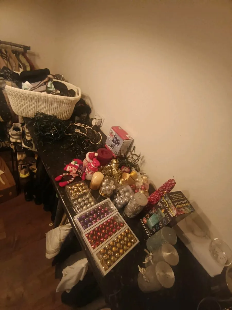 Selection Christmas bits 30 lot - Image 1