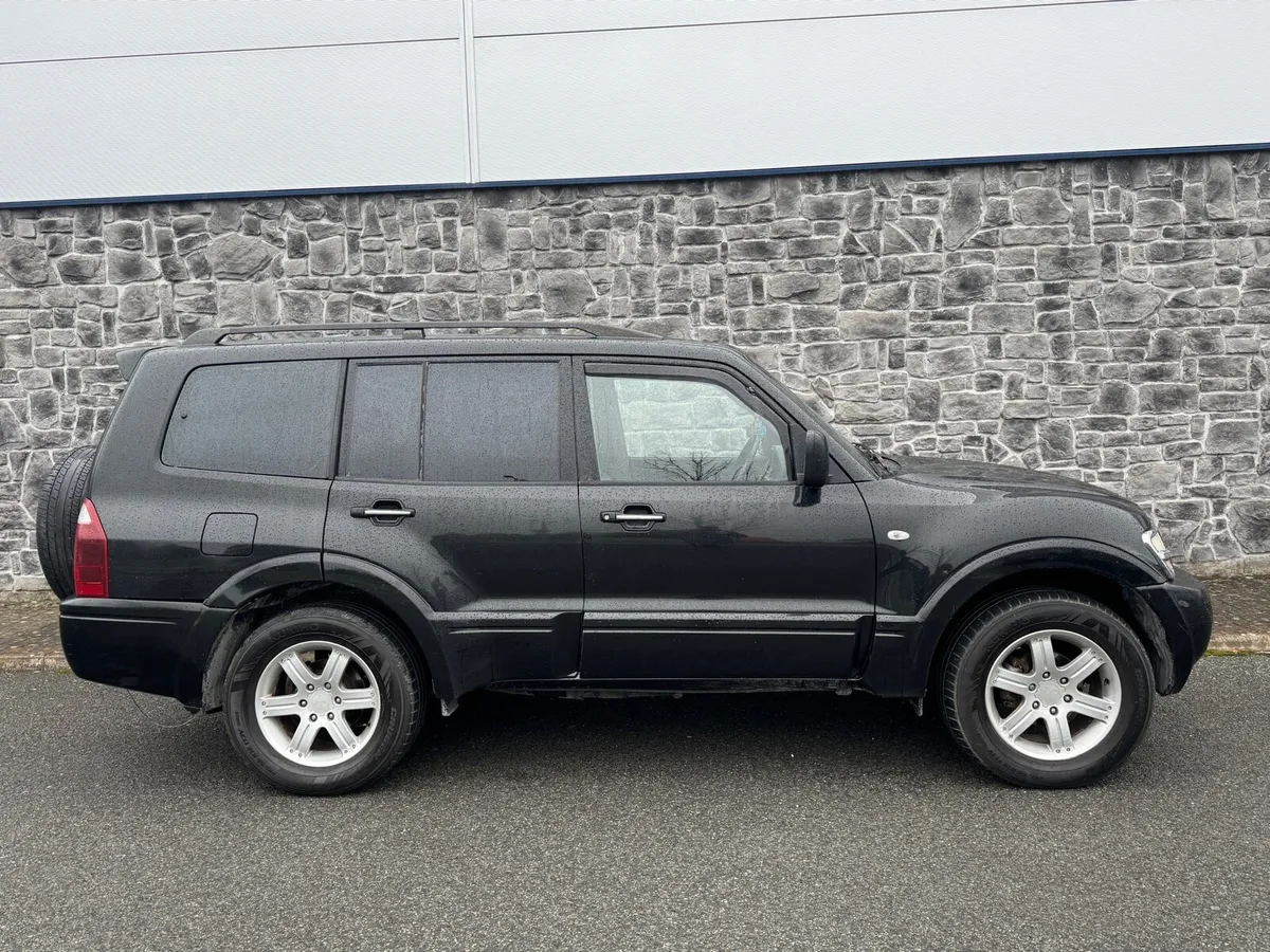 MITSUBISHI SHOGUN 3.2 WARRIOR AUTO - Image 3