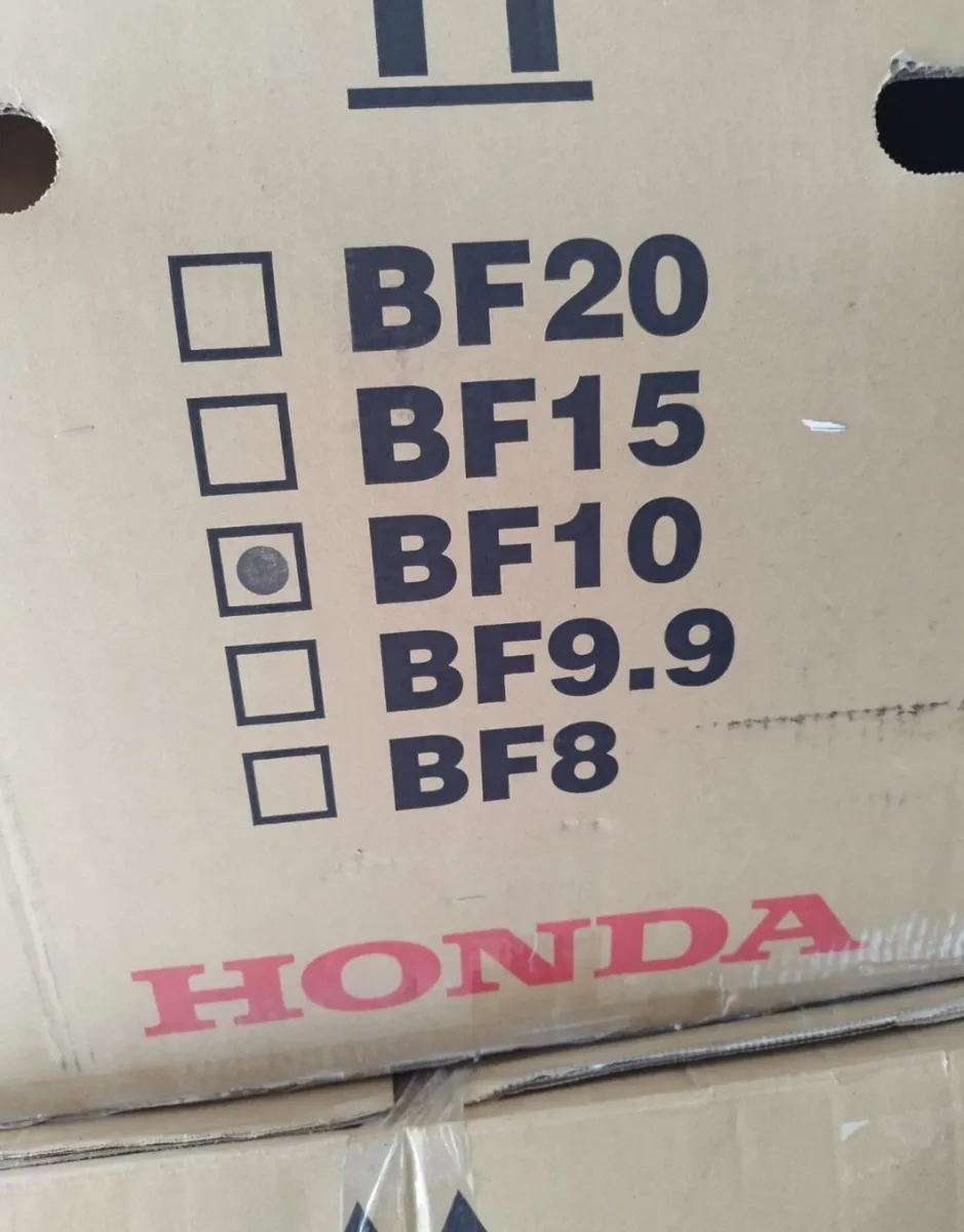 Honda 10 HP Outboard Engine - Image 2