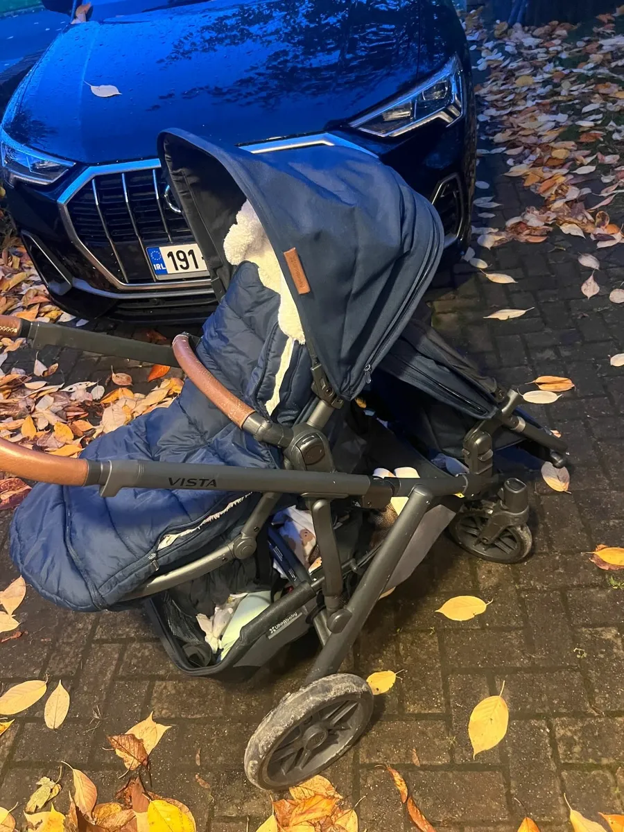 UPPAbaby Vista V2 Double Buggy – Noa (Navy) - Image 4