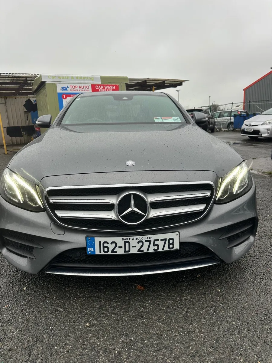 Mercedes EClass with Only 126k kms - Image 4