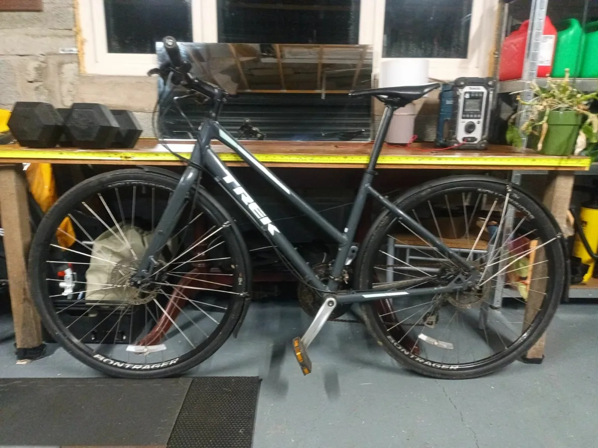 Trek Commuter Bicycle - Image 2