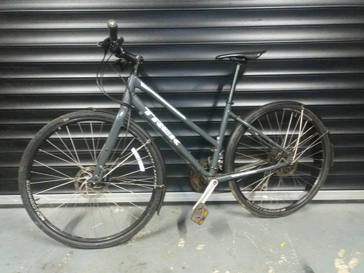 Trek Commuter Bicycle - Image 1