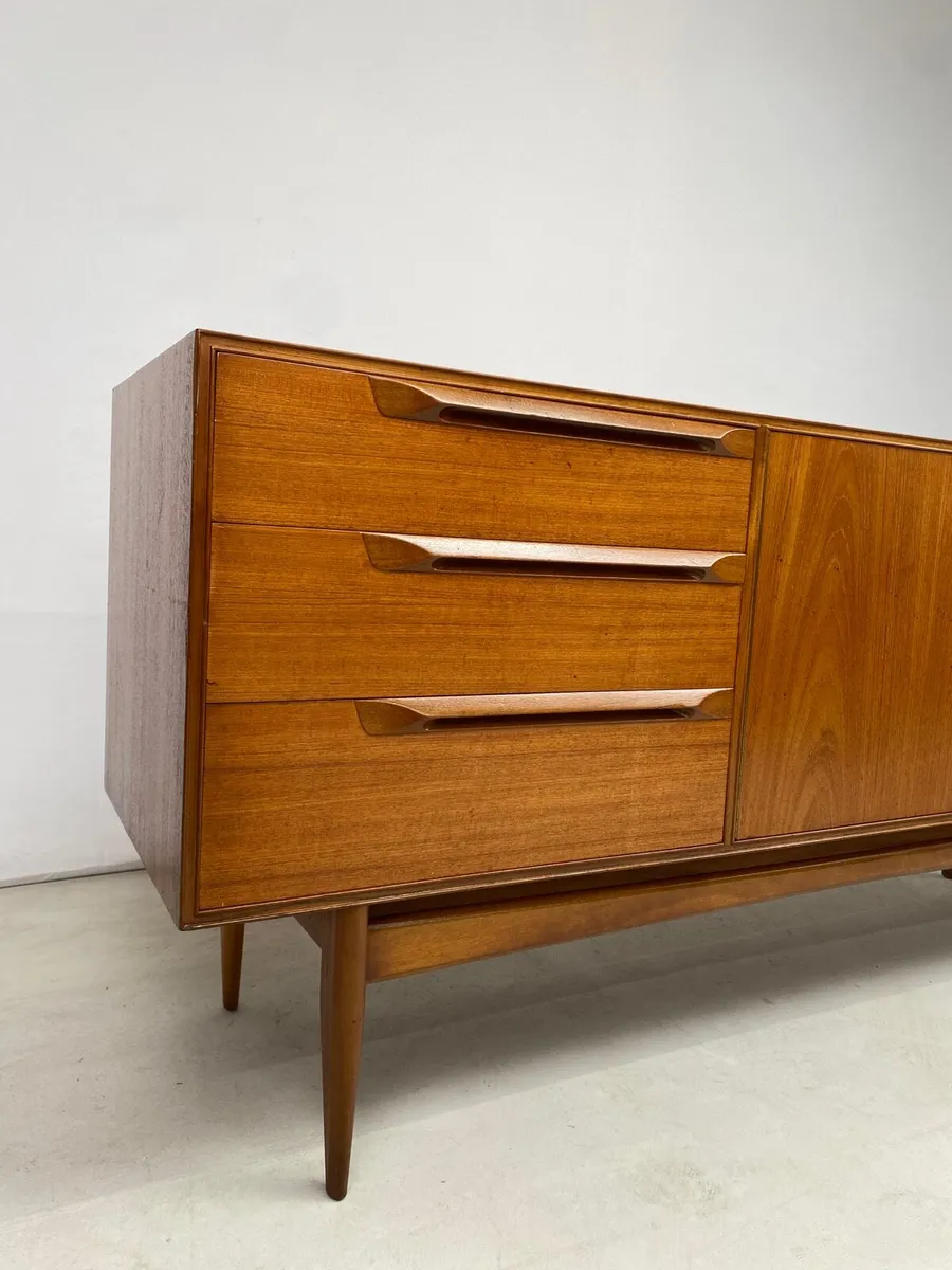 Rare Vintage McIntosh Mid Century Teak Sideboard - Image 3