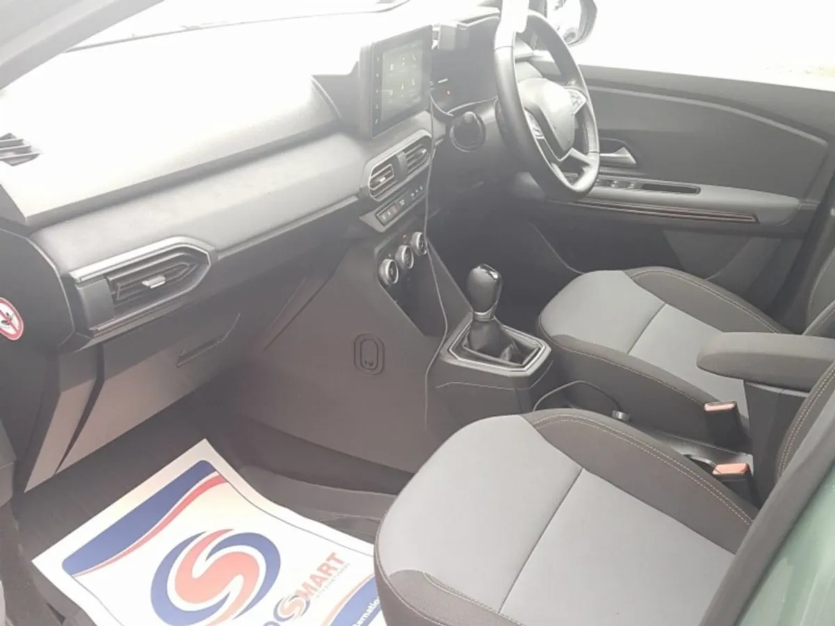 Dacia Jogger HEV 145 Extreme Auto - Image 4