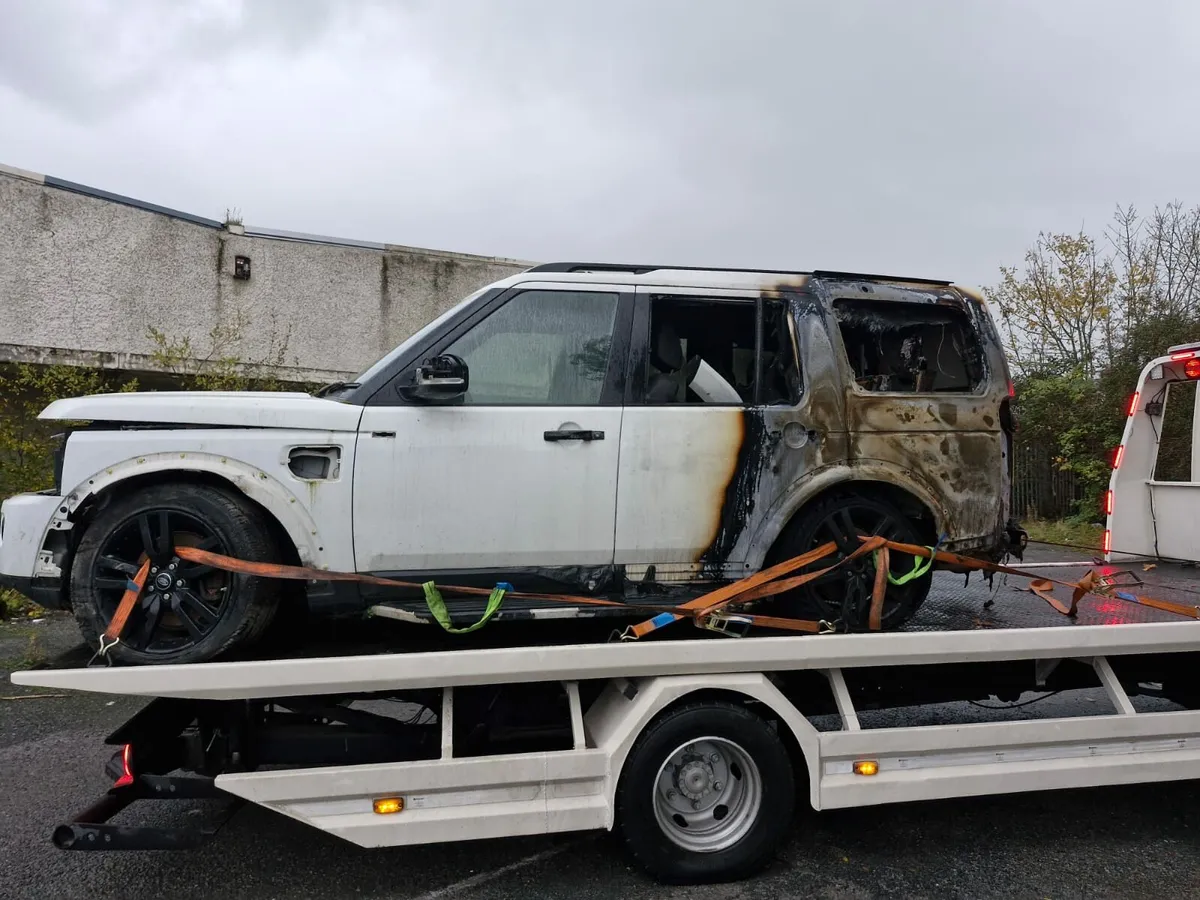 2015 land rover discovery for parts - Image 1