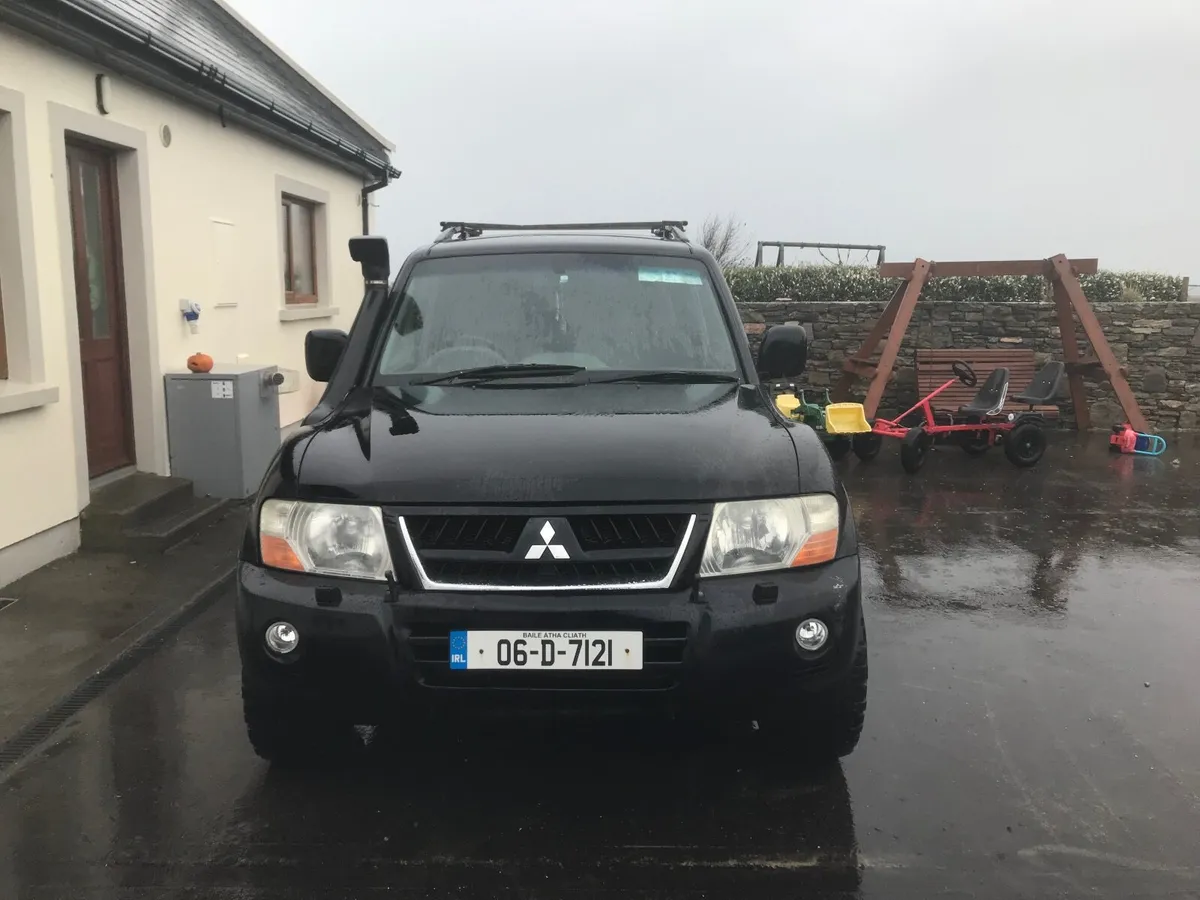 Mitsubishi Pajero 2006 - Image 2