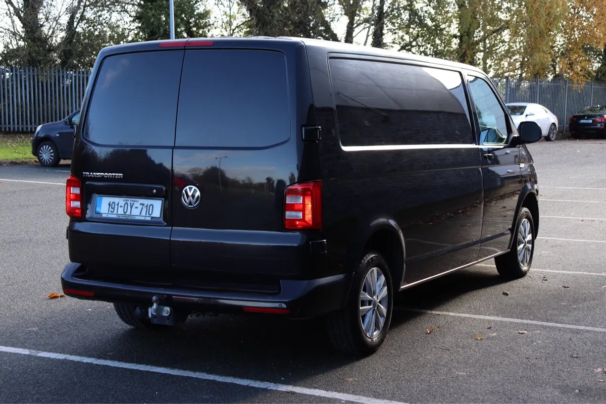 2019 Vw Transporter HighLine 2.0l 150bhp - Image 4