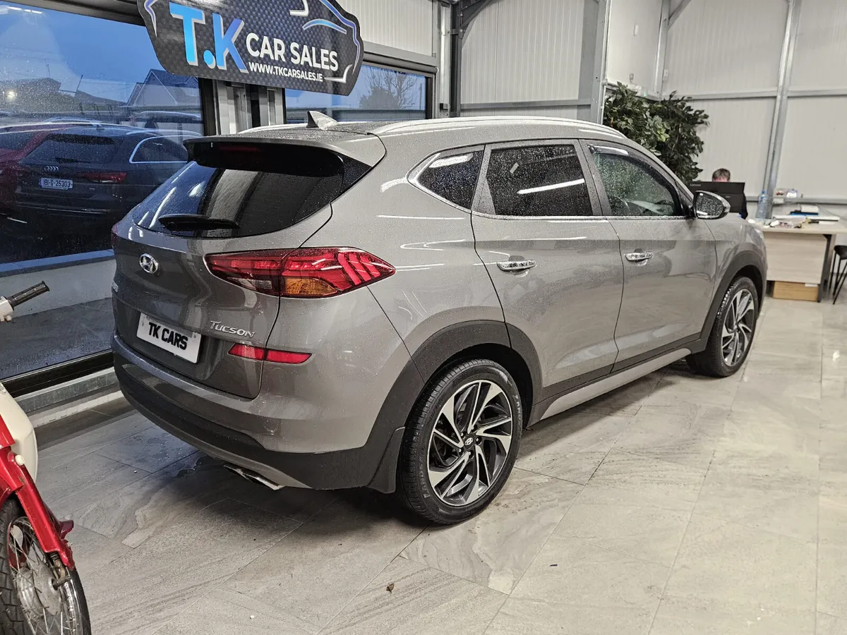 19 HYNDAI TUCSON AUTOMATIC  EXECUTIVE PLUS - Image 2