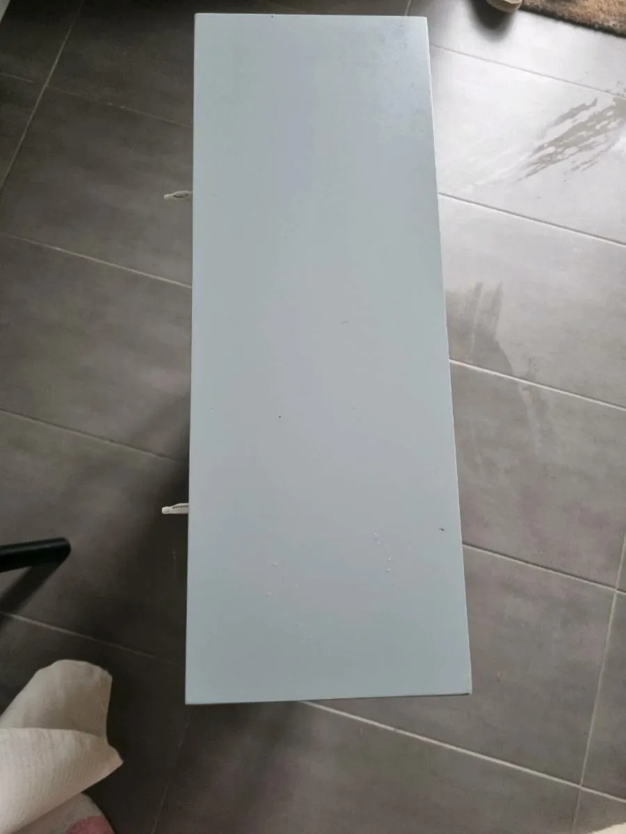 Light Grey cupboard with mirror - Image 2