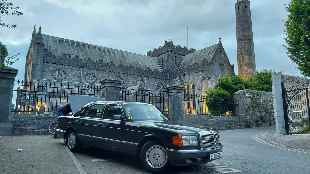 Mercedes-Benz Other 1990 - Image 1