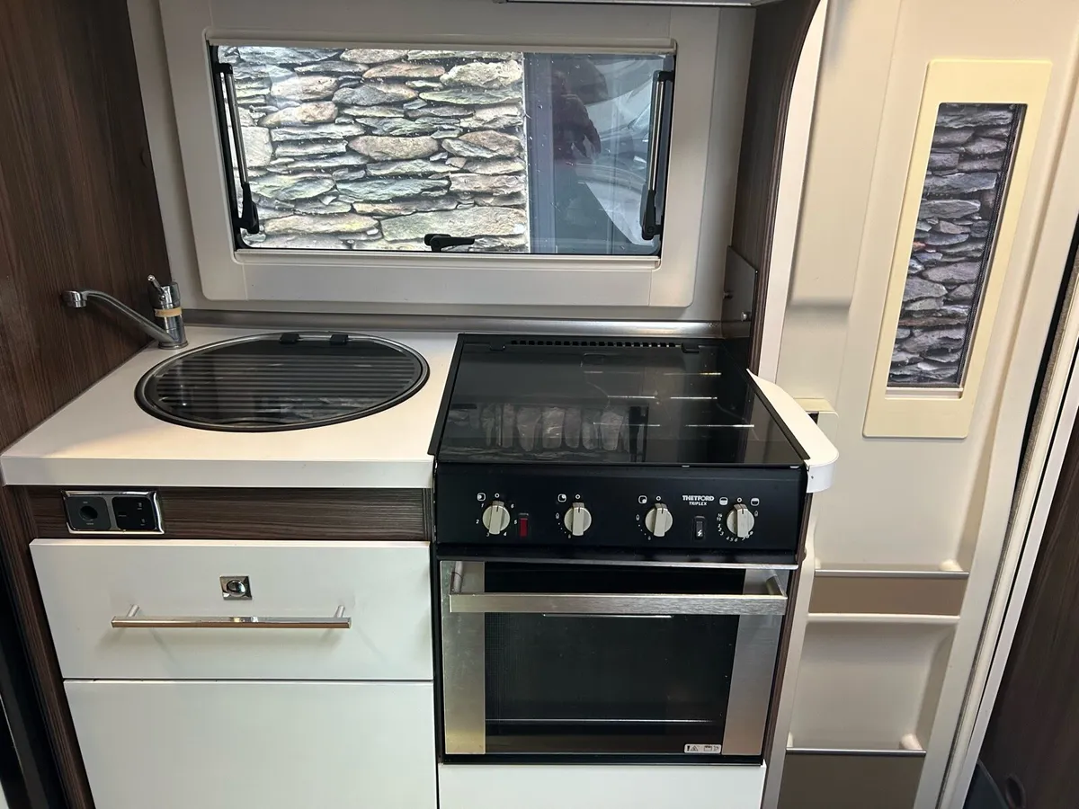 2018 Benimar Mileo 313 - Image 4