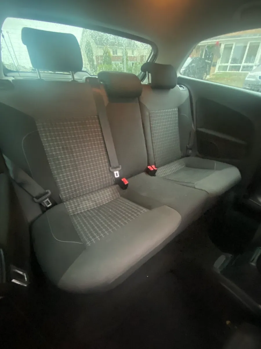 2015 Volkswagen Polo SEL 1.2L TSI Petrol - Image 4