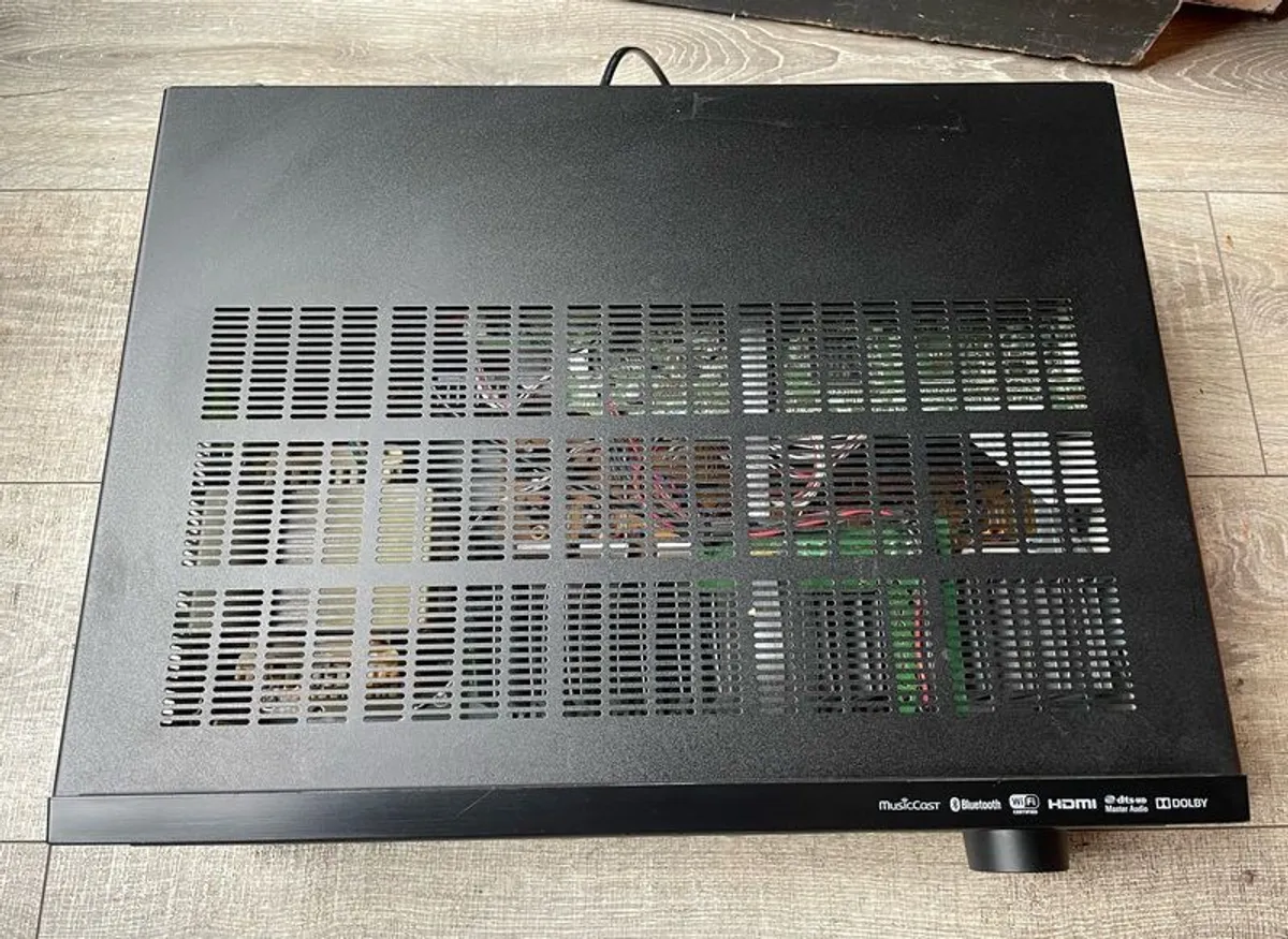 Yamaha RX-V679 - Image 3
