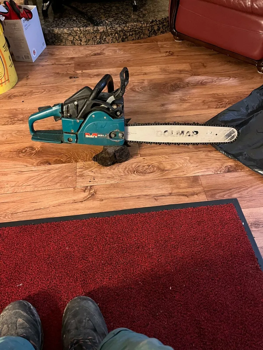 Makita chainsaw - Image 1