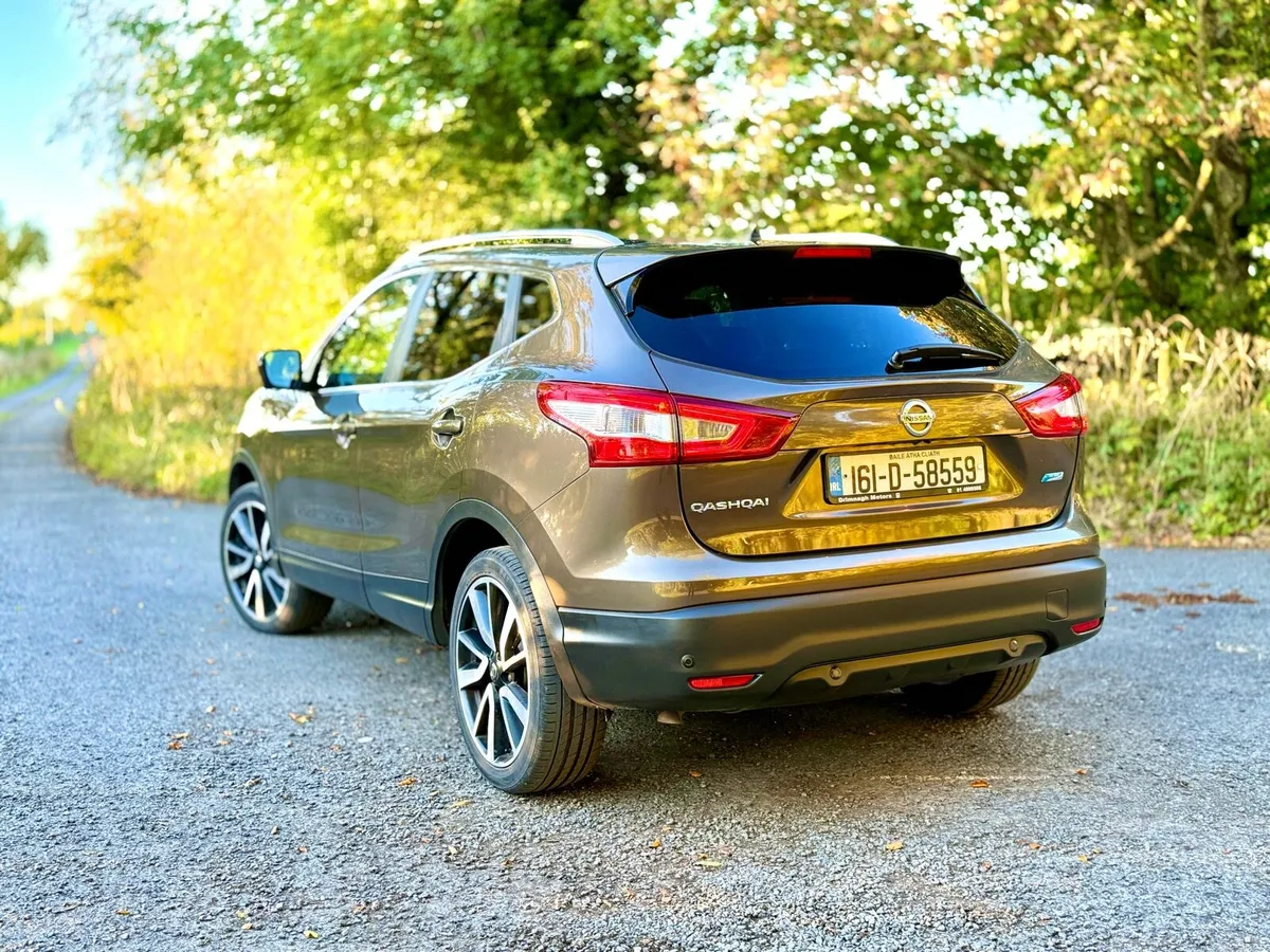 Nissan Qashqai Tekna - Image 2