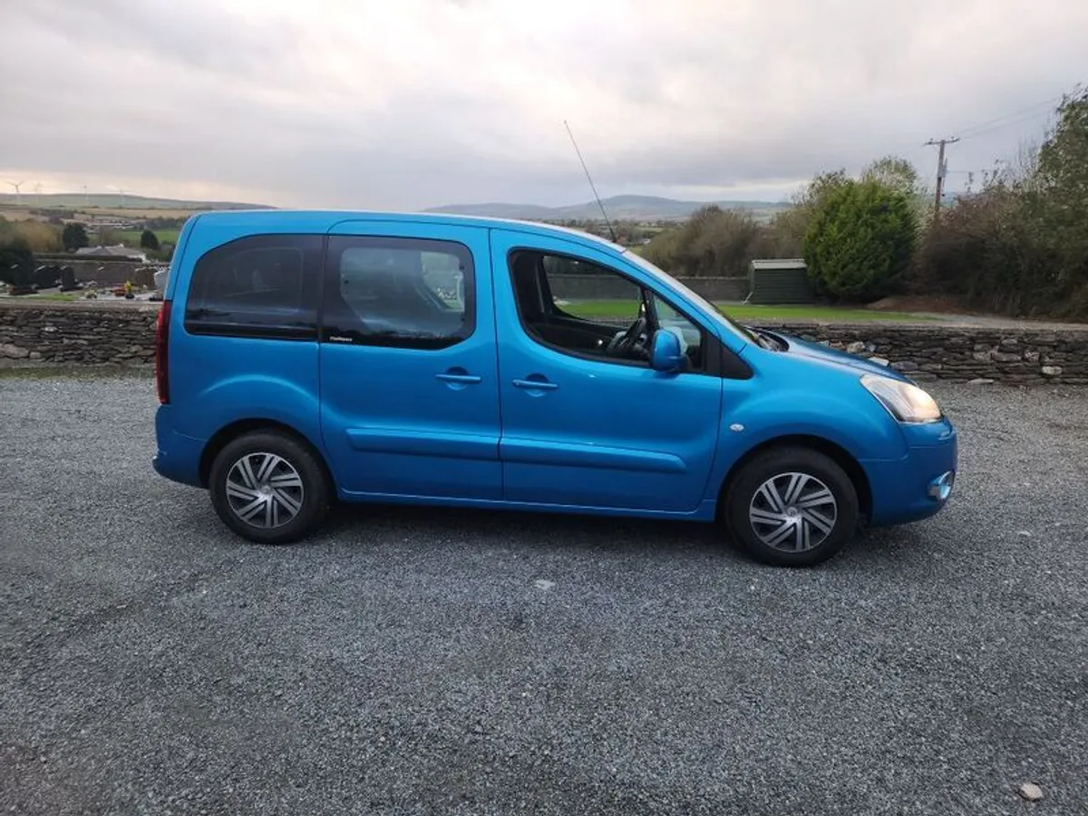 2012 Citroen Berlingo Wheelchair Accessible - Image 2