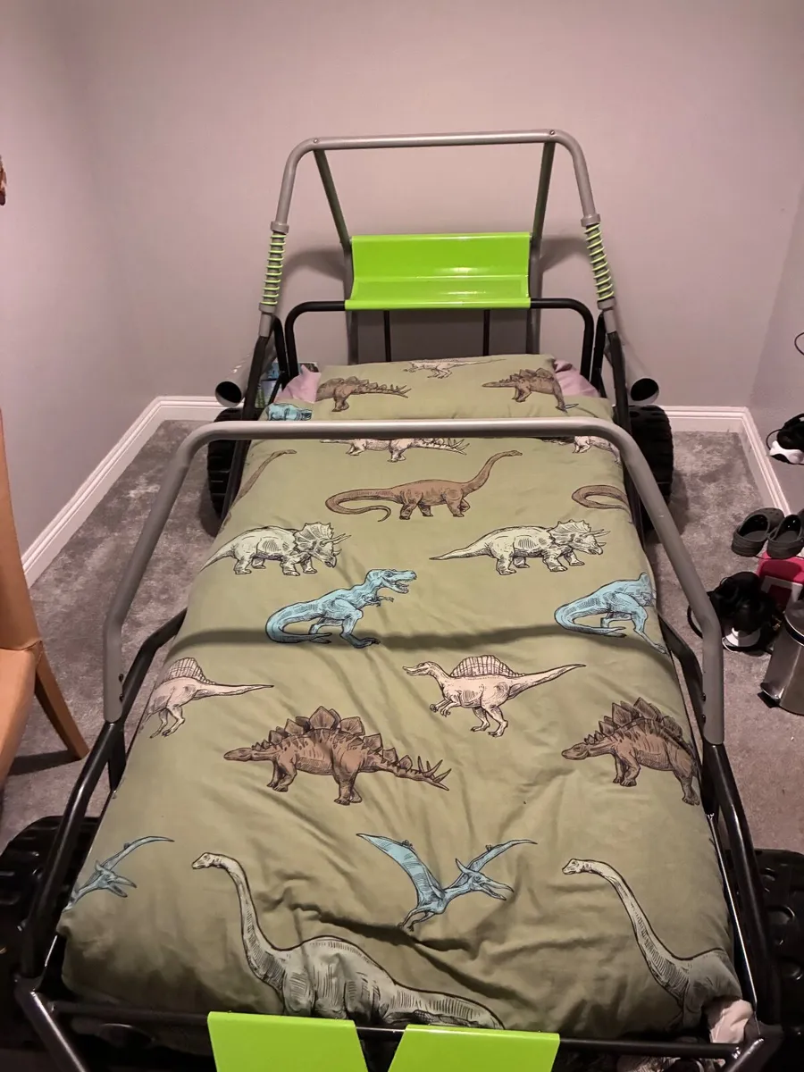 Kids Car bed - Image 2