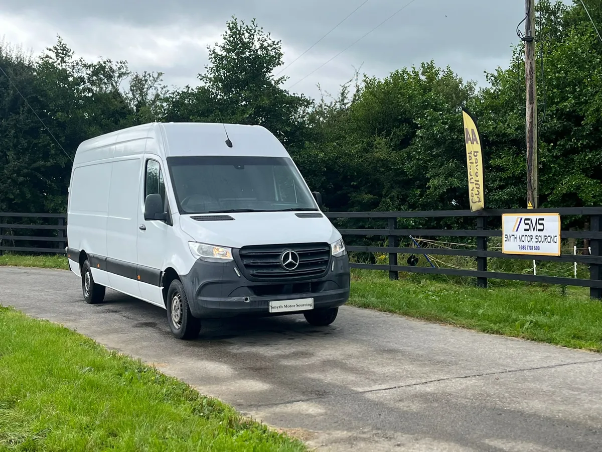 211 Mercedes Benz Sprinter LWB High Roof - Image 1