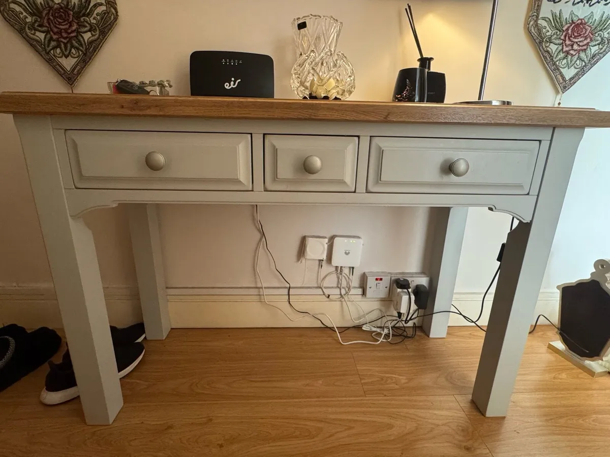 Dressing table/desk - Image 2