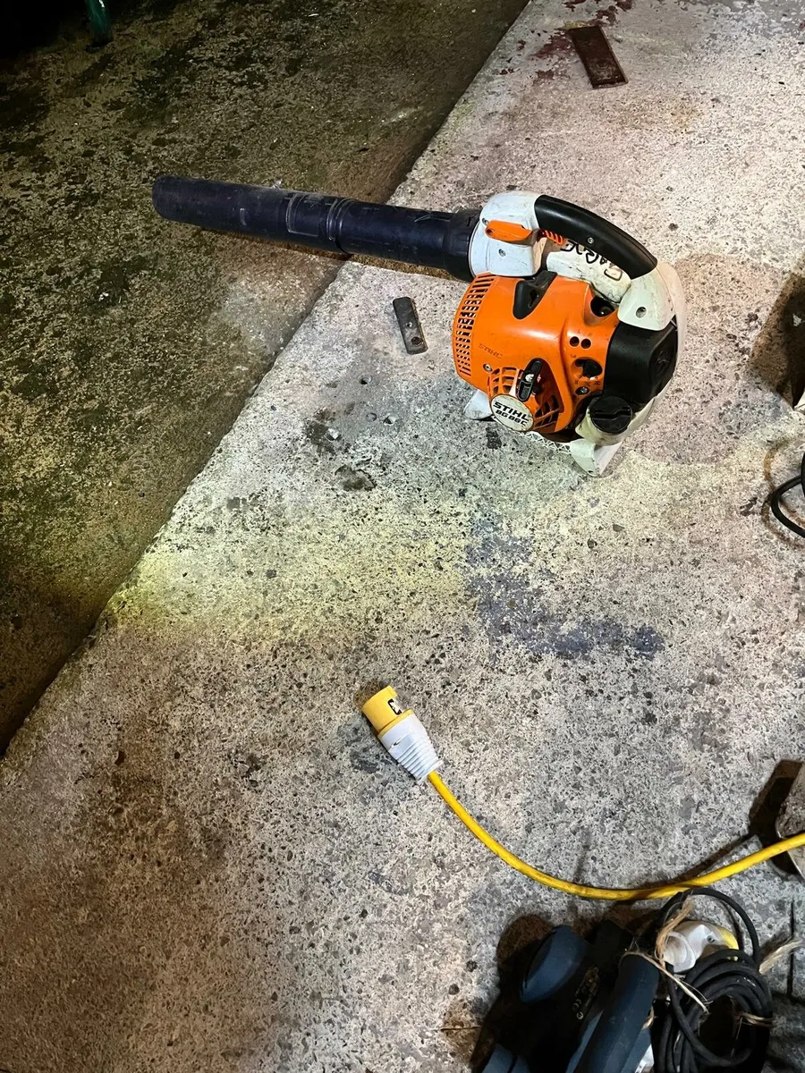 Stihl leaf blower - Image 2