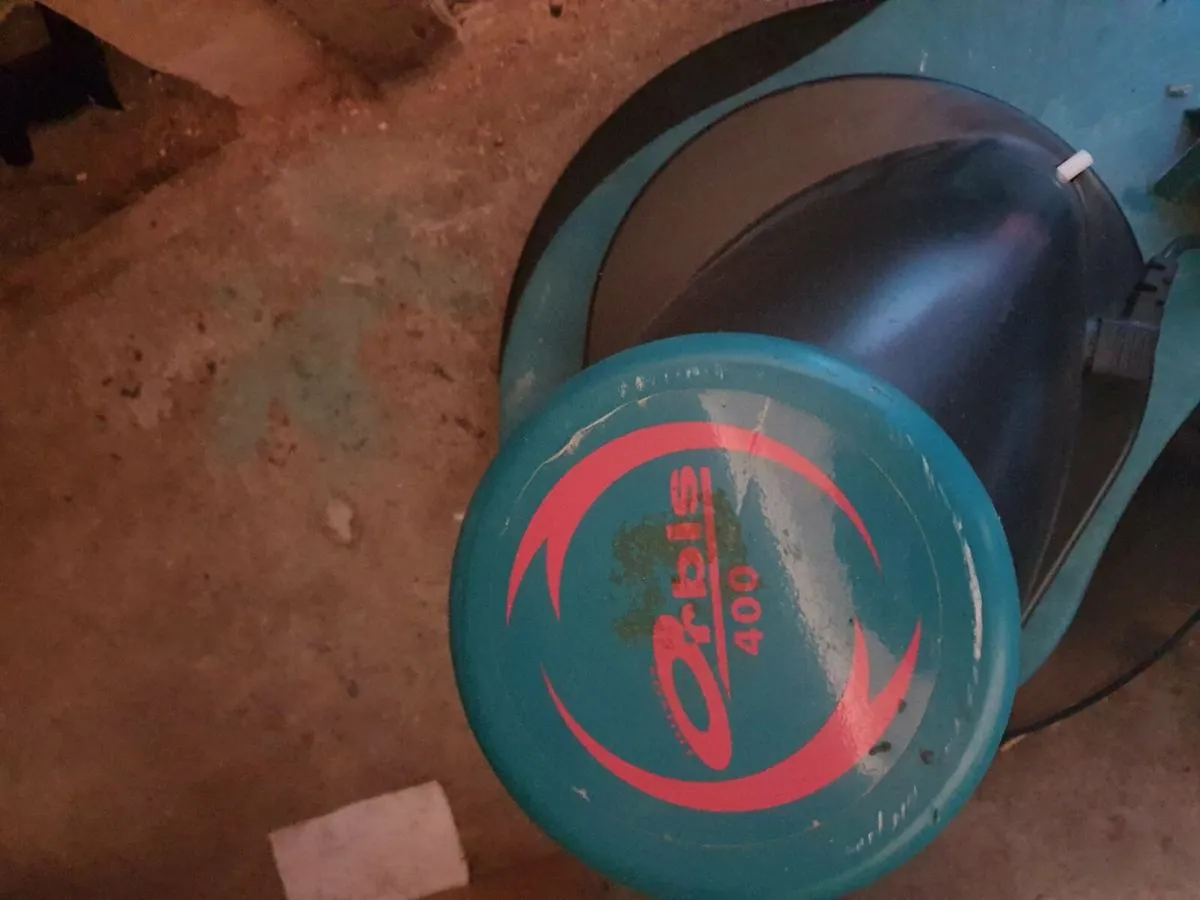 Floor buffer - Image 1